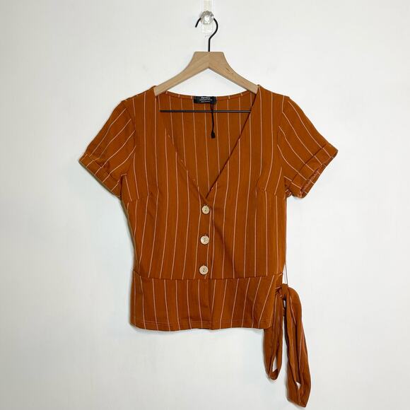 NEW Bershka Top Women's Size Medium Brown Striped Button Front V-Neck Side Tie - Picture 1 of 8